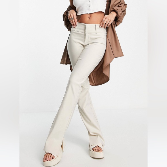 stradivarius Pants - nwot Stradivarius Bengaline 90s Tailored Flare Pants with Side Split in Beige